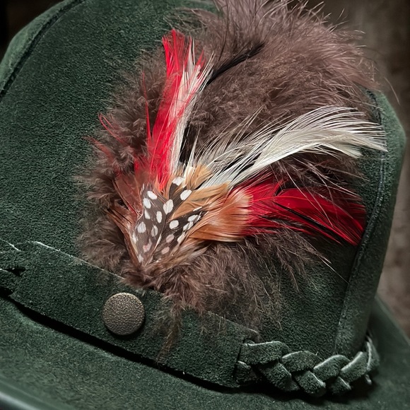 WINFIELD COVER CO Size Small Greem Suede Leather Hat Feather German Austria NEW - Picture 3 of 17